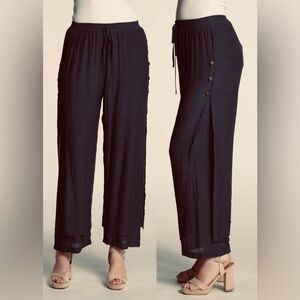 Black Women's Wide-Leg Pants